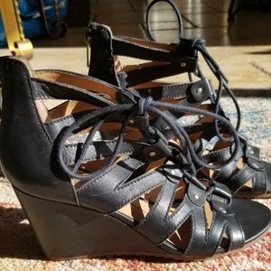 Wedge sandals black leather